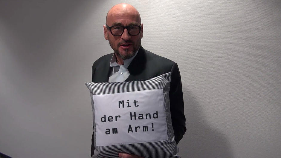 Was meint Jochen Schweizer mit diesem Spruch? Was meint Jochen Schweizer mit diesem Spruch?