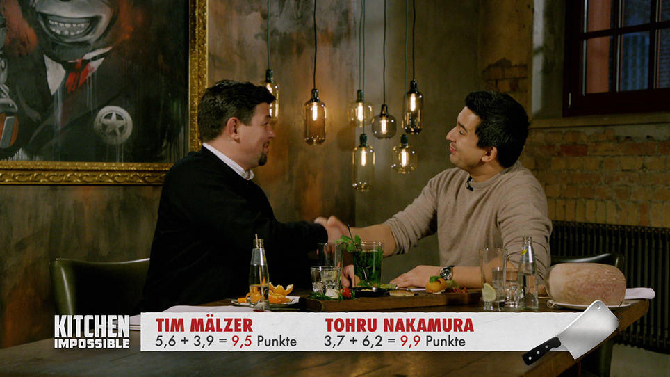 Tohru Nakamura besiegt Tim Mälzer bei "Kitchen Impossible" Tohru Nakamura besiegt Tim Mälzer bei "Kitchen Impossible"