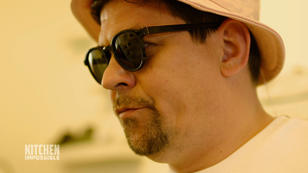 Tim Mälzer wird zum echten Berliner Hipster Tim Mälzer wird zum echten Berliner Hipster