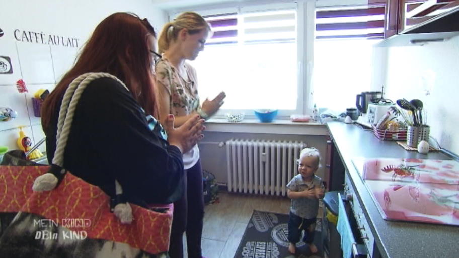 Yvonnes Wohnung ist absolut kindersicher Yvonnes Wohnung ist absolut kindersicher