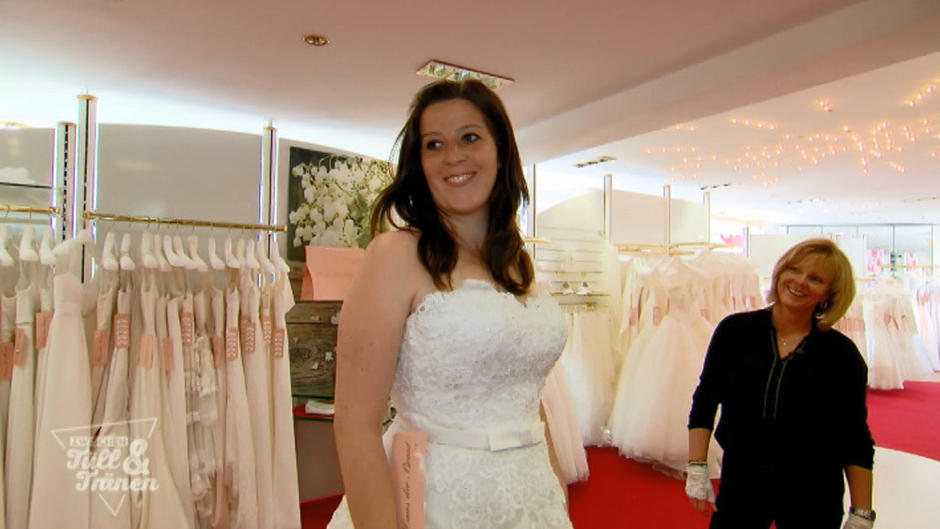 Findet Katharina ihr Traumkleid? Findet Katharina ihr Traumkleid?
