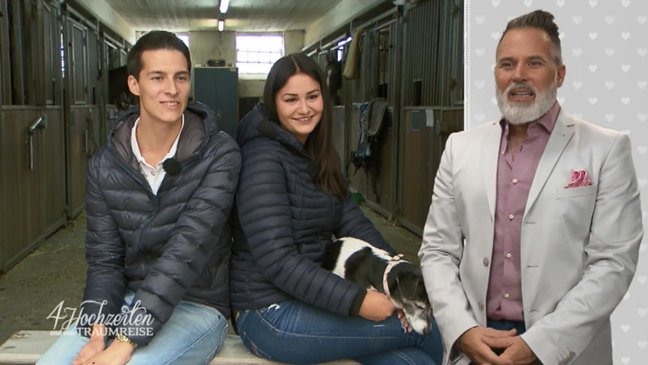 Sabrina und Domenico lernten sich im Reitstall kennen Sabrina und Domenico lernten sich im Reitstall kennen
