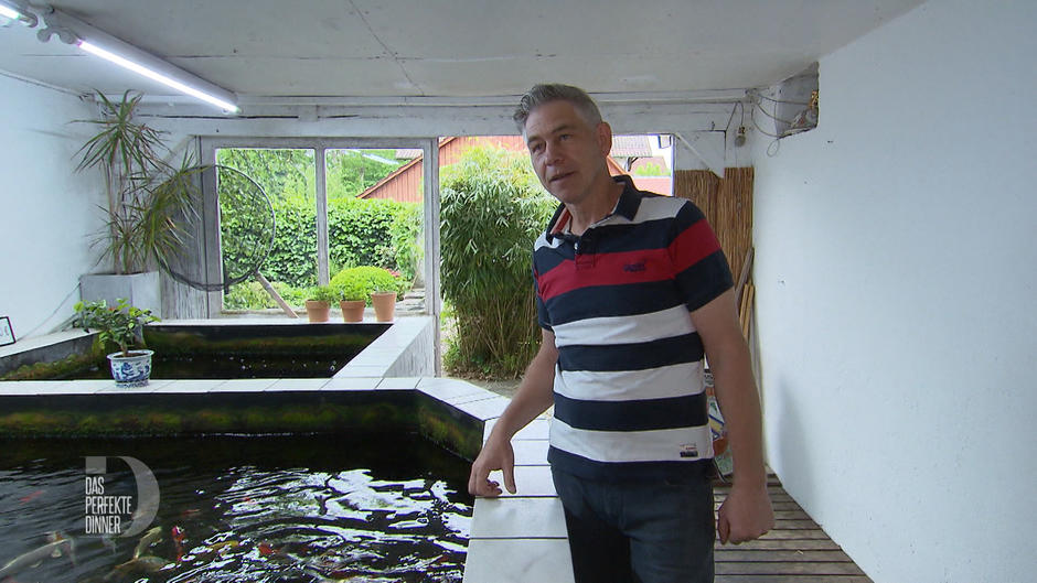 Richard ist leidenschaftlicher Koi-Züchter Richard ist leidenschaftlicher Koi-Züchter
