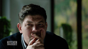 Hier verliert Tim Mälzer seine "Großfresse" Hier verliert Tim Mälzer seine "Großfresse"
