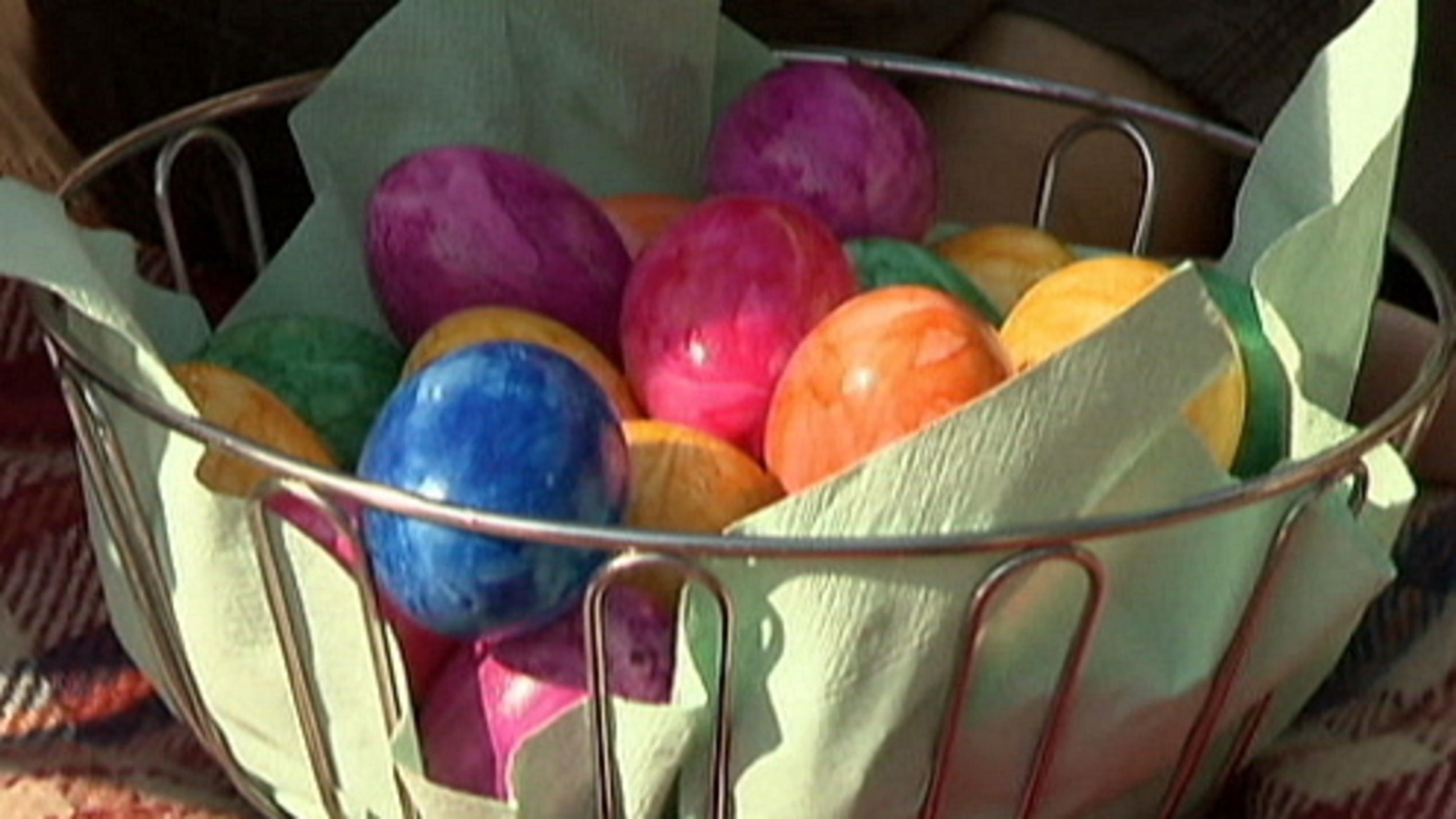 Osterzeit ist "Bunte-Eier-Zeit" Osterzeit ist "Bunte-Eier-Zeit"