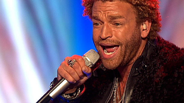 Rufus Martin singt "Kiss" von Prince Rufus Martin singt "Kiss" von Prince