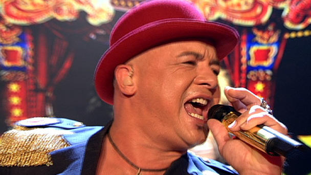 Volker Schlag singt "Pflaster" von Ich + Ich Volker Schlag singt "Pflaster" von Ich + Ich