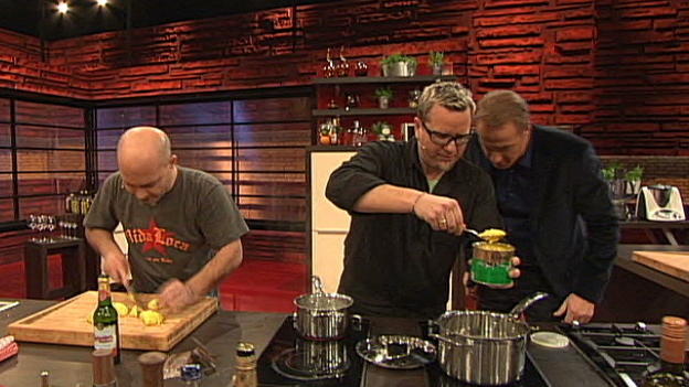 Buzzer-Chaos mit Wurstgulasch Buzzer-Chaos mit Wurstgulasch