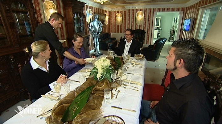 Wojteks pompöse Dinnertafel Wojteks pompöse Dinnertafel