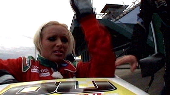 Daniela: Panikanfall im Rennwagen Daniela: Panikanfall im Rennwagen