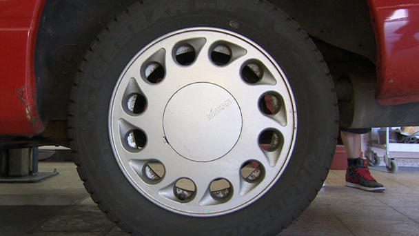 Machen die Tuningprofis den Nissan 200 wieder flott? Machen die Tuningprofis den Nissan 200 wieder flott?