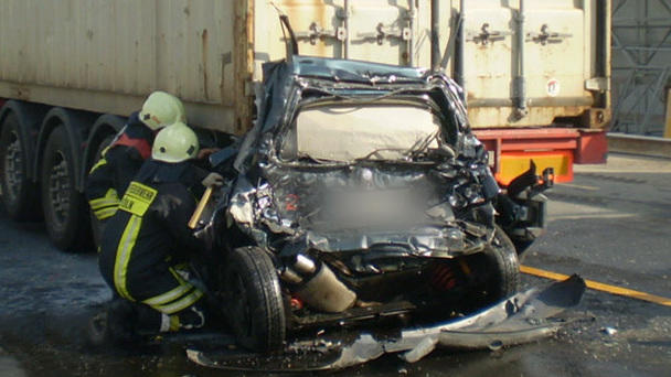 Unfallakte Köln - Glück im Unglück Unfallakte Köln - Glück im Unglück
