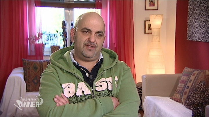 Serdar eröffnet die Dinner-Runde in Hannover Serdar eröffnet die Dinner-Runde in Hannover