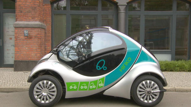 Faltbares Auto passt in jede Parklücke Faltbares Auto passt in jede Parklücke