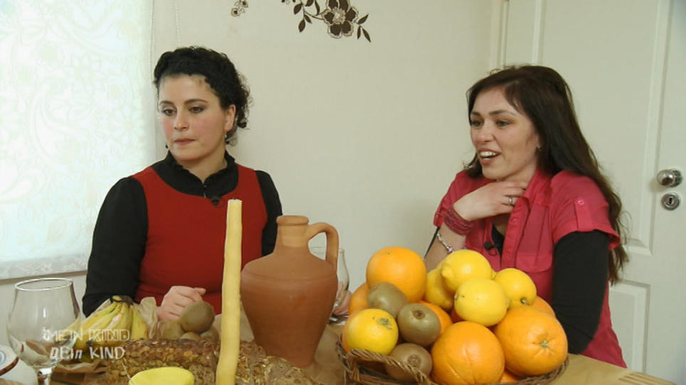 Yasemins Tochter Malin spricht nicht mit Min Yasemins Tochter Malin spricht nicht mit Min