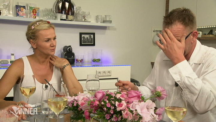 Carsten und Hanna haben ein Geheimnis! Carsten und Hanna haben ein Geheimnis!