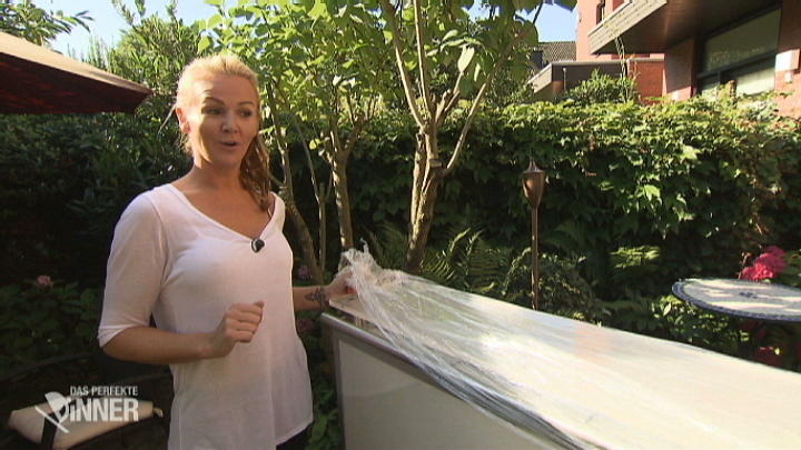 Hanna hat einen Cocktail-Mann organisiert Hanna hat einen Cocktail-Mann organisiert
