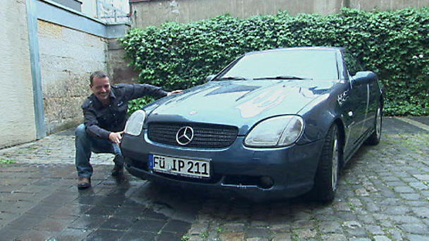Die Tuningprofis retten einen Mercedes SLK (1/2) Die Tuningprofis retten einen Mercedes SLK (1/2)
