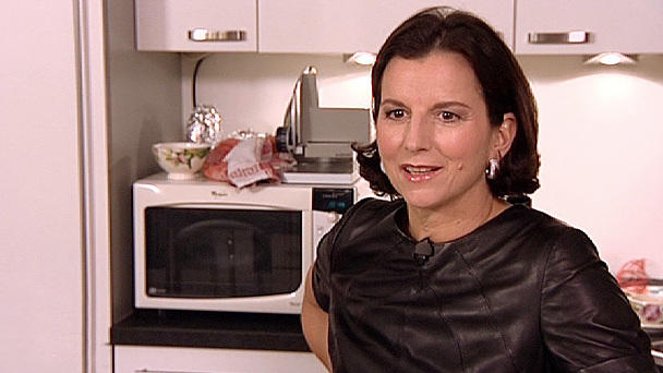 So Hat Claudia Obert beim Promi Dinner gepunktet So Hat Claudia Obert beim Promi Dinner gepunktet
