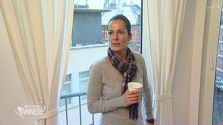Nicole steht in den Startlöchern für ihr Dinner Nicole steht in den Startlöchern für ihr Dinner