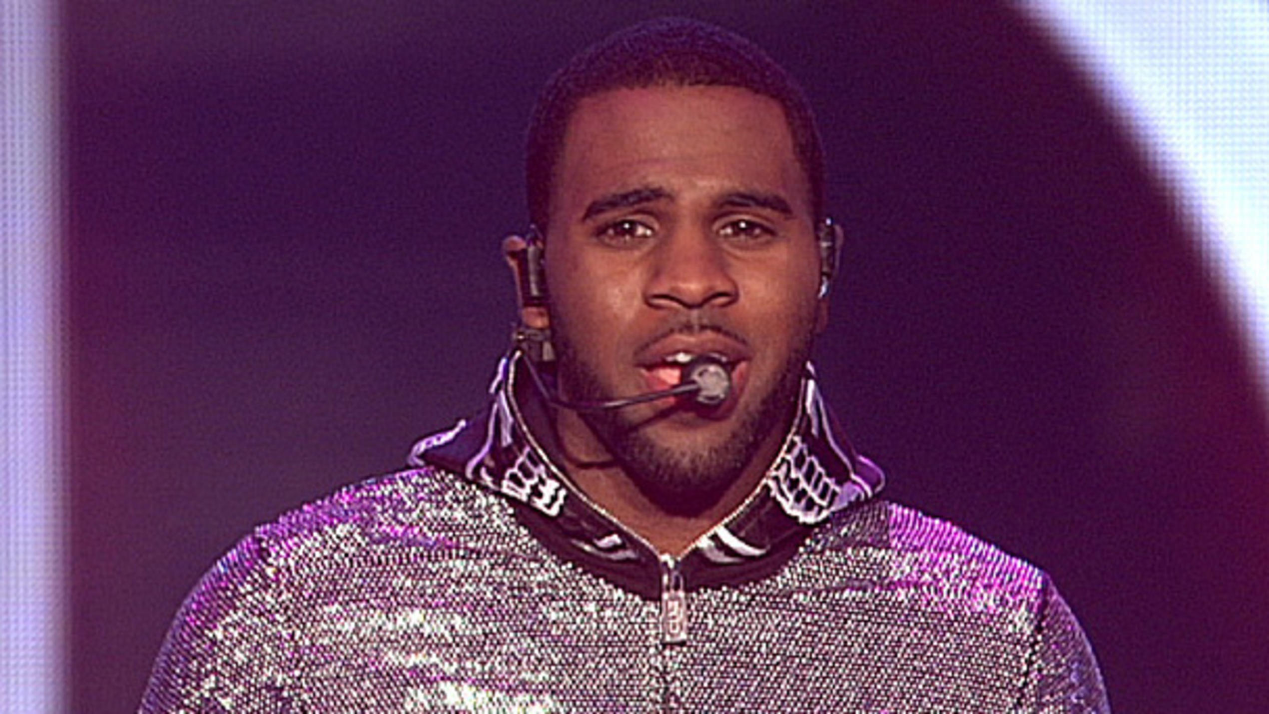 Showact: Jason Derulo mit einem Medley Showact: Jason Derulo mit einem Medley