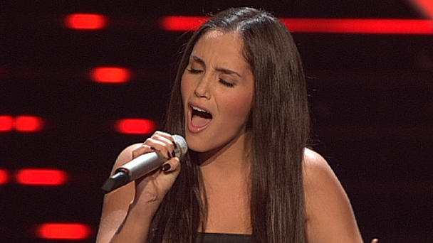 Das Gesangsduell: Raffaela mit "Russian Roulette" Das Gesangsduell: Raffaela mit "Russian Roulette"