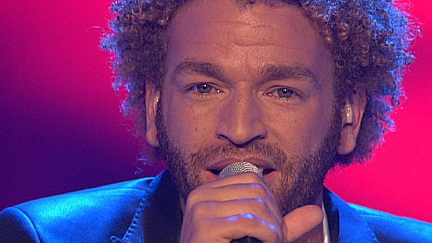 Rufus Martin singt "Hero" von Enrique Iglesias Rufus Martin singt "Hero" von Enrique Iglesias