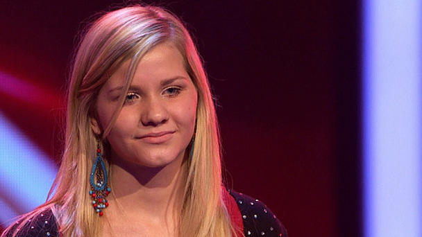 Emily Fröhling haut H.P. Baxxter um Emily Fröhling haut H.P. Baxxter um