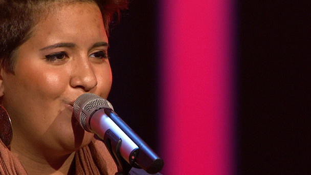 Blen Baheru singt "Bound To You" Blen Baheru singt "Bound To You"