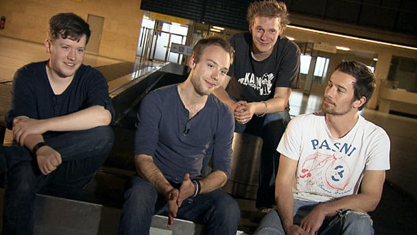 Victor, Imme, Daniel und Christian stehen Rede und Antwort Victor, Imme, Daniel und Christian stehen Rede und Antwort
