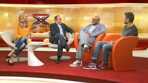 Moses – der Schmusebär der X Factor-Jury? Moses – der Schmusebär der X Factor-Jury?