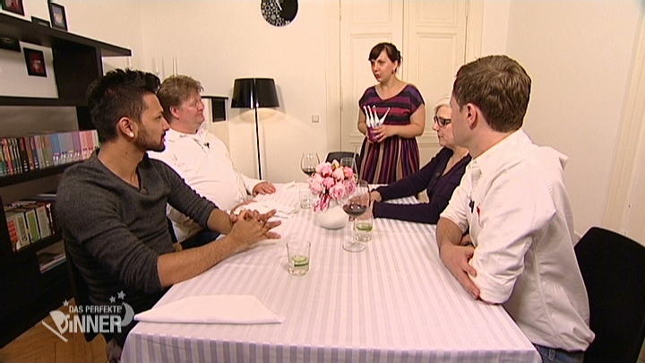 Angelika und ihre Zahnbürsten-Vorahnung Angelika und ihre Zahnbürsten-Vorahnung
