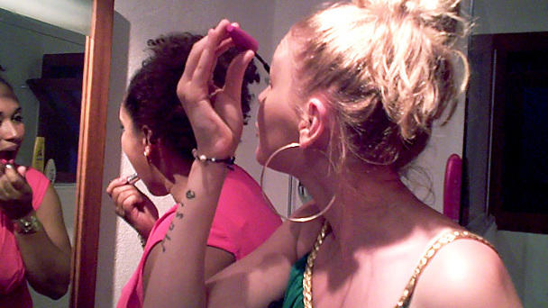 Lisa Aberer und Alexia Drawhorn im Styling-Stress Lisa Aberer und Alexia Drawhorn im Styling-Stress
