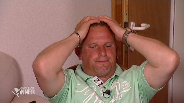Riesenschock für Dinner-Gastgeber Jürgen! Riesenschock für Dinner-Gastgeber Jürgen!
