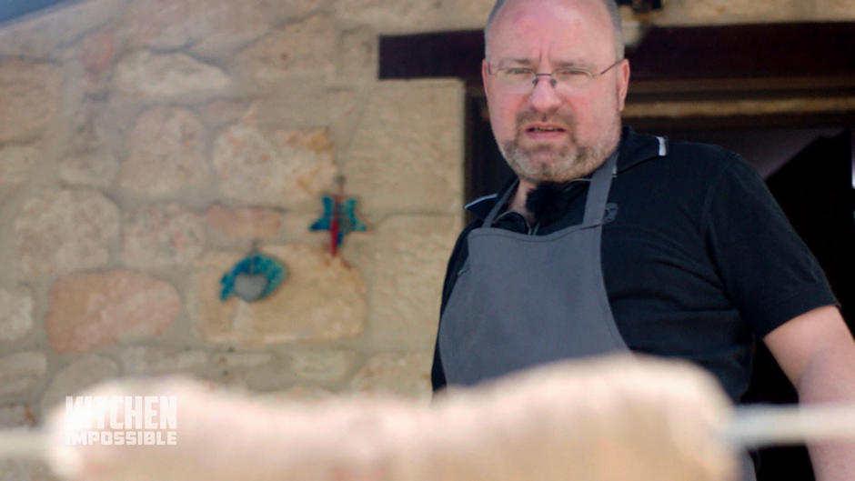 Christian Lohse muss am Grill improvisieren Christian Lohse muss am Grill improvisieren