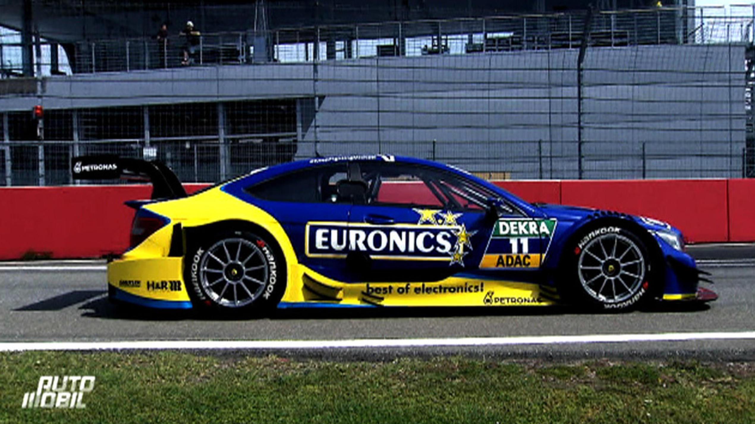 Kriegt Alexander Bloch den DTM-Renner in den Griff? Kriegt Alexander Bloch den DTM-Renner in den Griff?