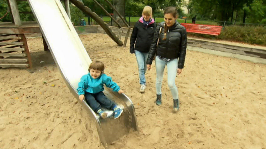 Madlen wundert sich über Agniezkas Erziehung Madlen wundert sich über Agniezkas Erziehung