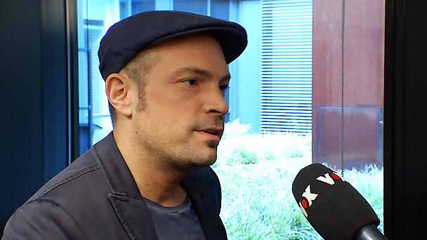 Roger Cicero: "Gregors Titel ist mir am schwersten gefallen." Roger Cicero: "Gregors Titel ist mir am schwersten gefallen."