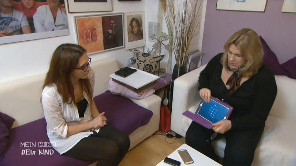 Bettina ortet das Handy ihrer Tochter Bettina ortet das Handy ihrer Tochter