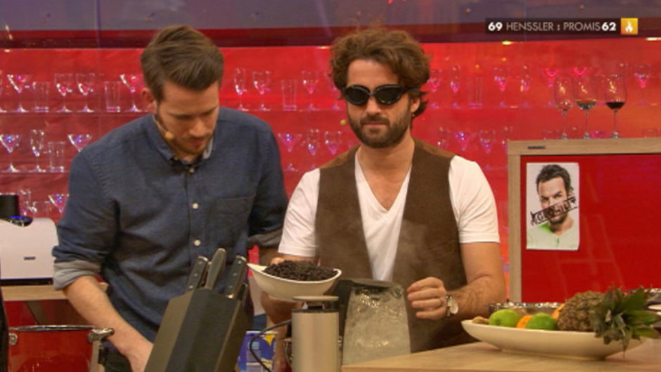 Oliver Wnuk weiß, wie sein Dessert geht Oliver Wnuk weiß, wie sein Dessert geht