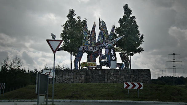 Kunst im Kreisverkehr - ein Risiko? Kunst im Kreisverkehr - ein Risiko?