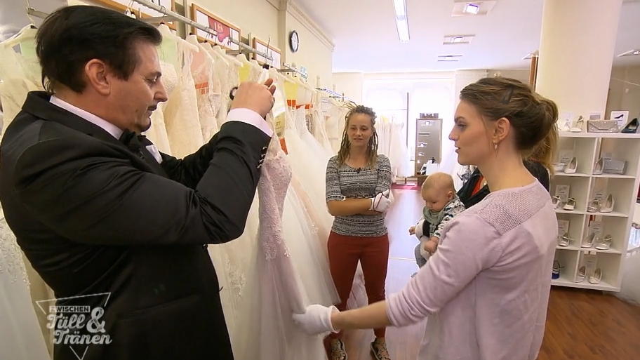Maria möchte ein "praktisches" Brautkleid Maria möchte ein "praktisches" Brautkleid