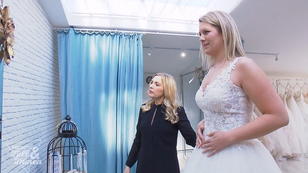 Das Kleid der Schwester ist der Maßstab Das Kleid der Schwester ist der Maßstab