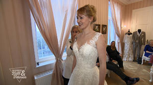 Braut Natalia will das Kleid schwingen Braut Natalia will das Kleid schwingen