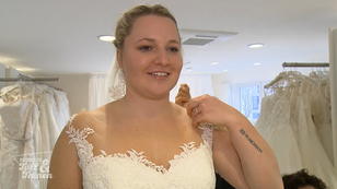 Jeannine hat sich in ein Kleid verliebt Jeannine hat sich in ein Kleid verliebt
