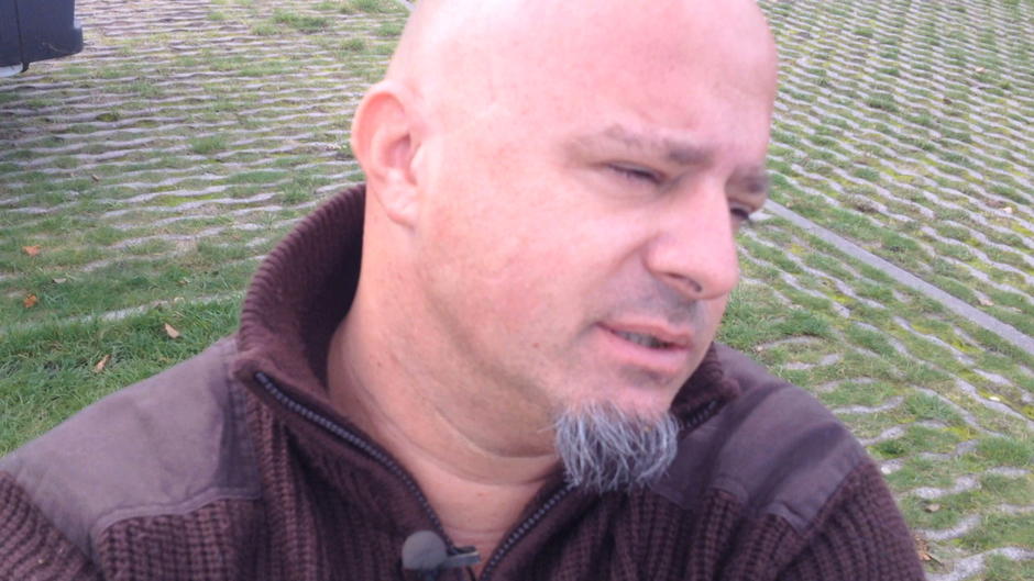 Was hat Detlef mit der Salami vor? Was hat Detlef mit der Salami vor?