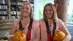 Marie-Christin & Fabienne sind sich extrem ähnlich Marie-Christin & Fabienne sind sich extrem ähnlich