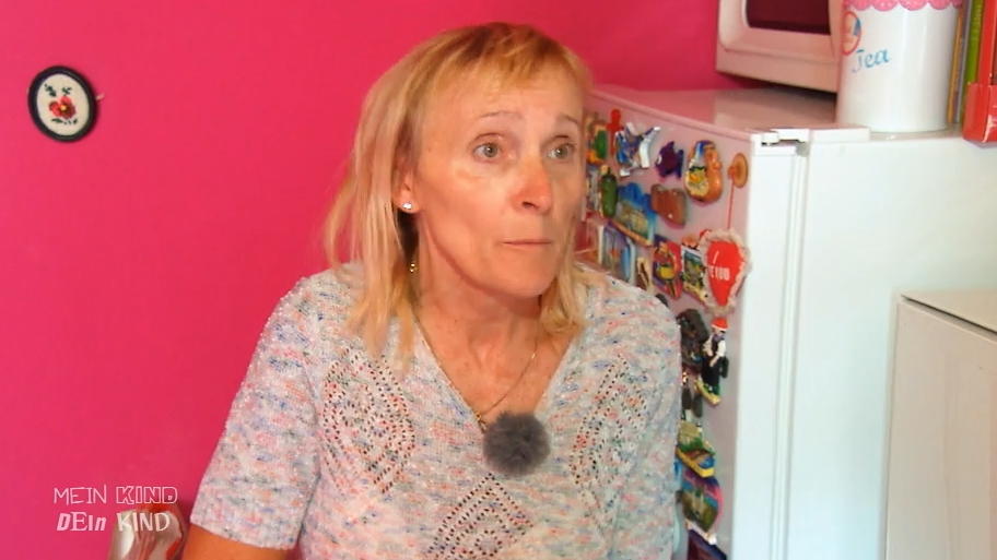 Elaine lässt sich zu viel gefallen Elaine lässt sich zu viel gefallen