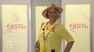 Annette präsentiert ihren strahlend sonnigen Look Annette präsentiert ihren strahlend sonnigen Look