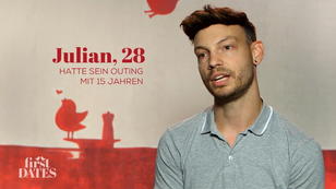Julian legt große Hoffnungen in sein Date Julian legt große Hoffnungen in sein Date